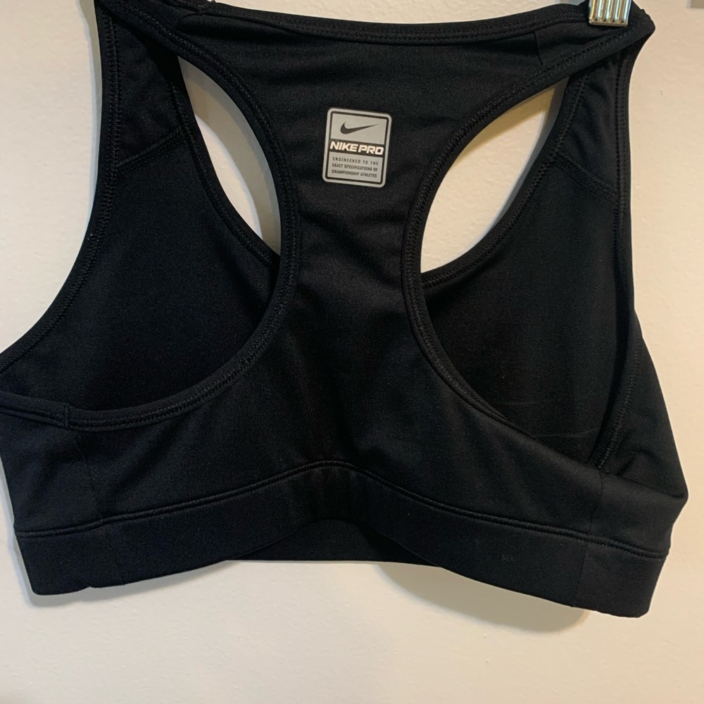 Black Nike Pro Sports Bra